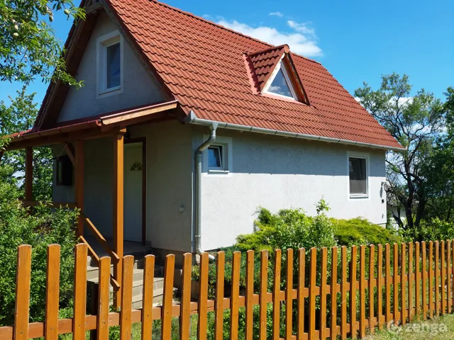 Eladó mezőgazdasági ingatlan Csopak 53 nm