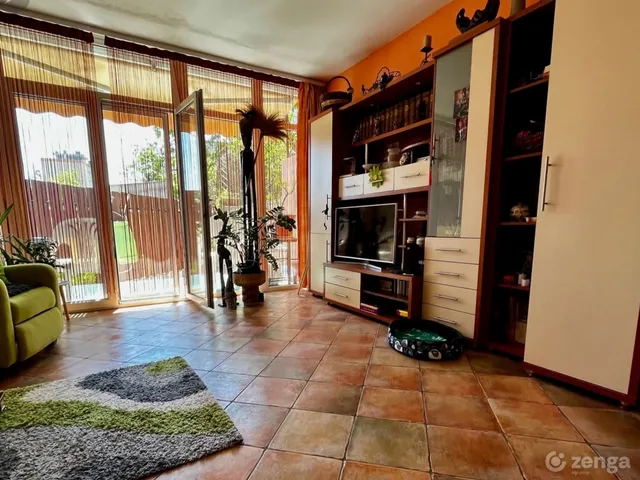 Eladó lakás Pécs, Egyetemváros 70 nm