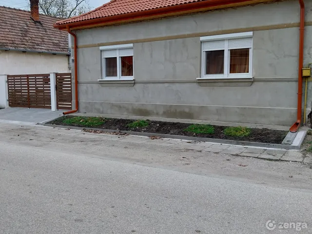Eladó ház Kiskunlacháza 100 nm
