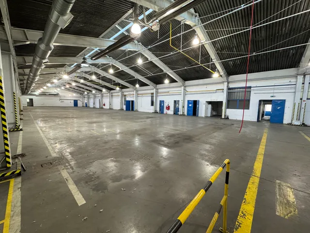 Kiadó kereskedelmi és ipari ingatlan Leányvár 4351 nm