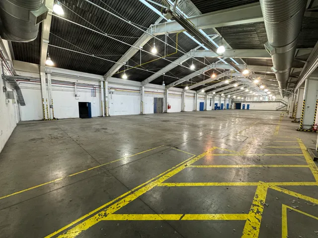 Kiadó kereskedelmi és ipari ingatlan Leányvár 4351 nm