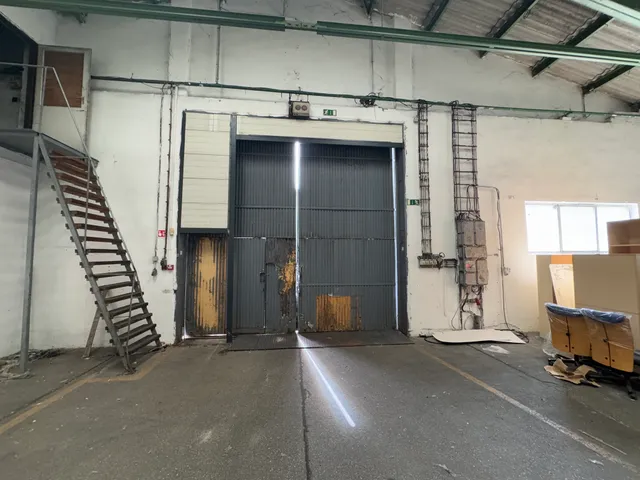 Kiadó kereskedelmi és ipari ingatlan Dorog 1000 nm