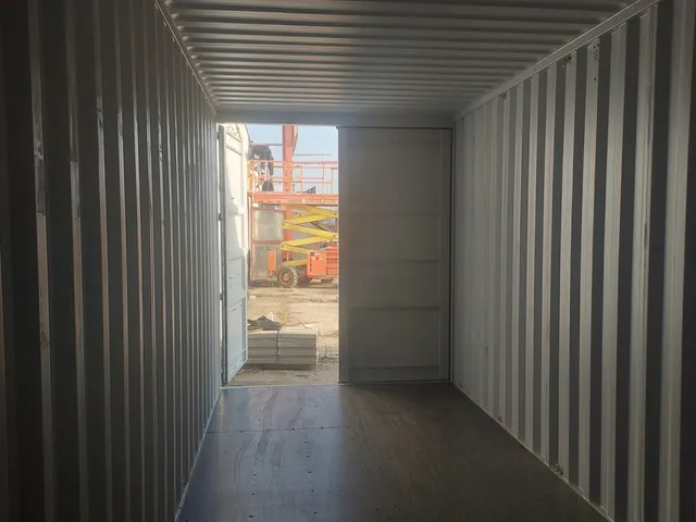 Kiadó kereskedelmi és ipari ingatlan Dunaharaszti, Északi iparterület 30 nm