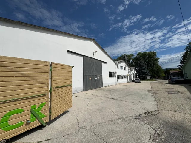 Kiadó kereskedelmi és ipari ingatlan Zsámbék 1715 nm