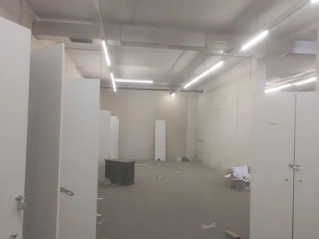 Kiadó kereskedelmi és ipari ingatlan Halásztelek 216 nm