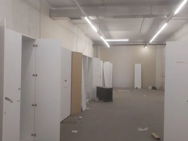 Kiadó kereskedelmi és ipari ingatlan Halásztelek 216 nm