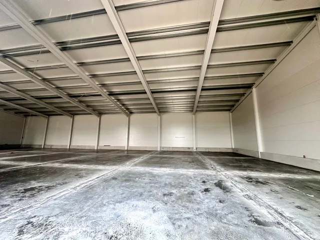 Kiadó kereskedelmi és ipari ingatlan Tata, Ipari park 650 nm