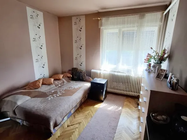 Eladó ház Kaposvár, Cser 150 nm