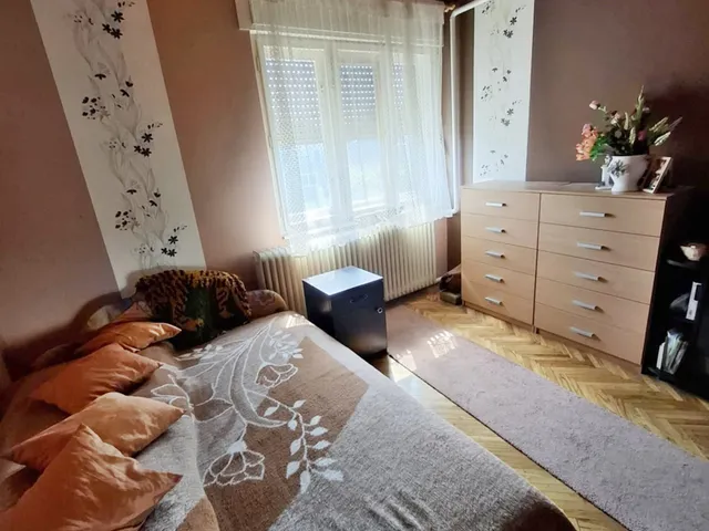Eladó ház Kaposvár, Cser 150 nm