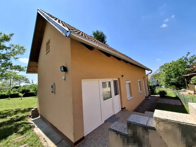 Eladó ház Gölle 60 nm