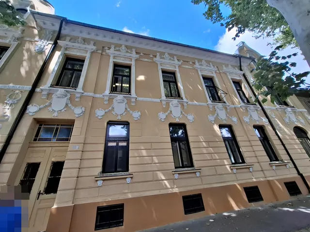 Eladó lakás Kaposvár, Belváros 116 nm