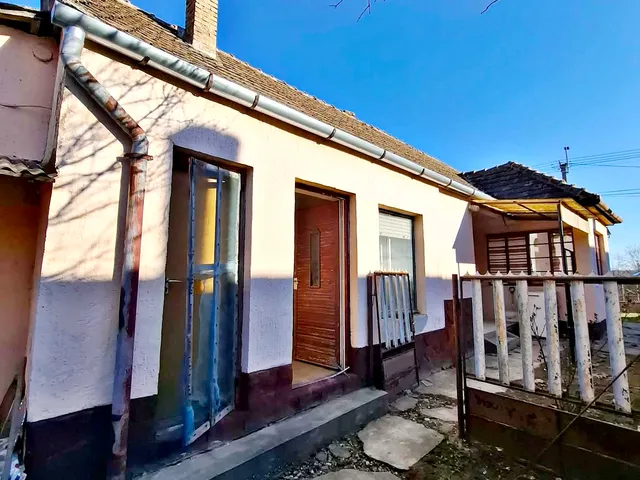 Eladó ház Csoma 78 nm