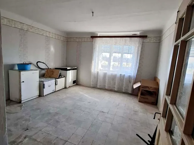 Eladó ház Csoma 78 nm