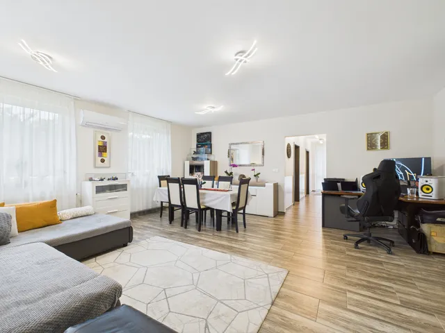 Eladó ház Érd, Fenyves-Parkváros, Művezető utca 185 nm