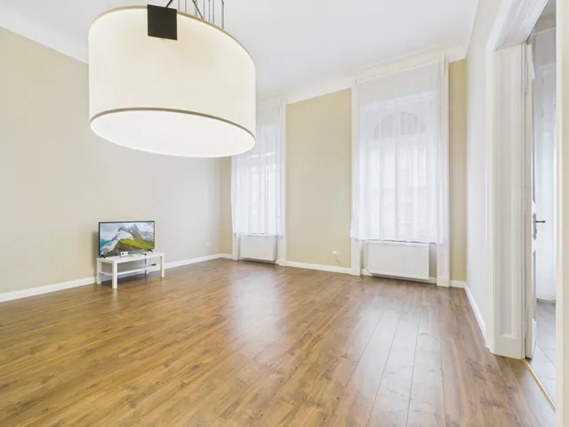 Eladó lakás Budapest VII. kerület, Rottenbiller u. 74 nm