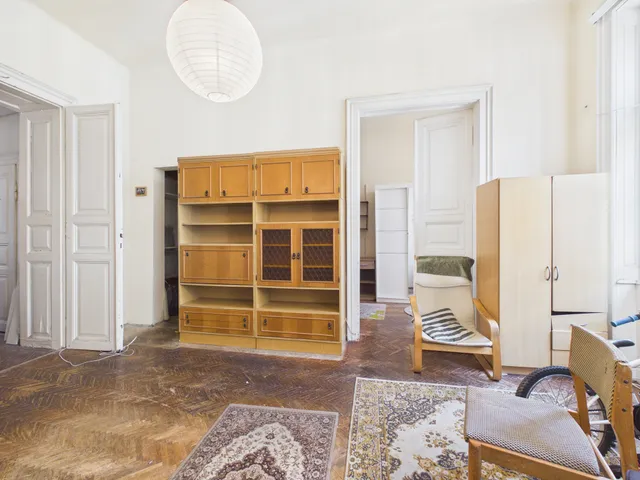 Eladó lakás Budapest VI. kerület 68 nm