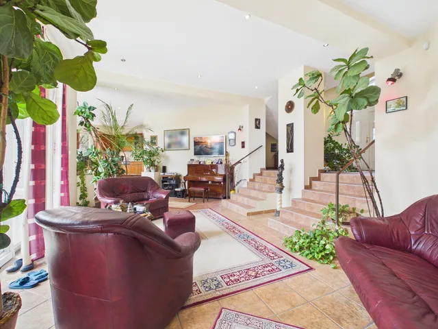 Eladó ház Tahitótfalu 266 nm