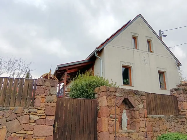 Eladó ház Lovas 200 nm