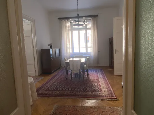 Eladó lakás Budapest V. kerület 140 nm