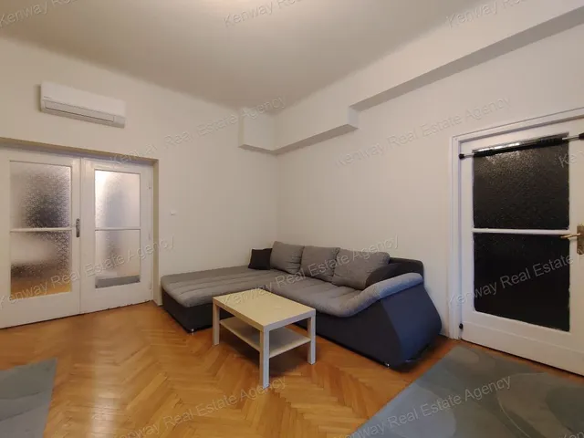 Eladó lakás Budapest I. kerület 104 nm