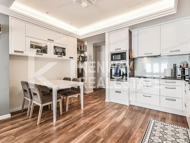 Eladó lakás Budapest I. kerület 90 nm