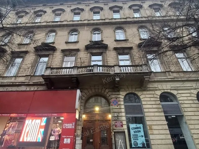 Eladó lakás Budapest I. kerület 92 nm