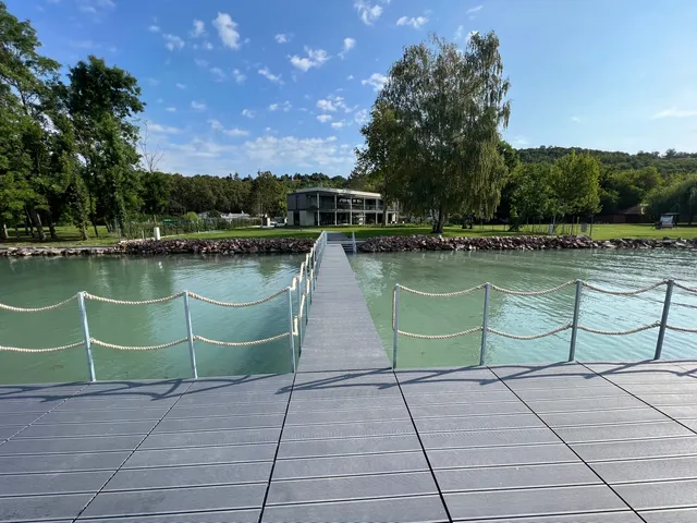 Eladó lakás Balaton község 109 nm