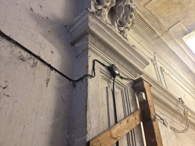 Eladó garázs Budapest V. kerület 20 nm