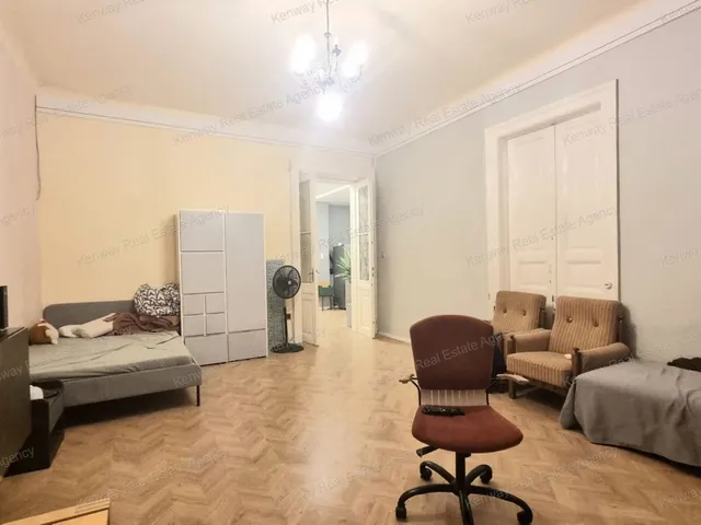 Eladó lakás Budapest VII. kerület 139 nm