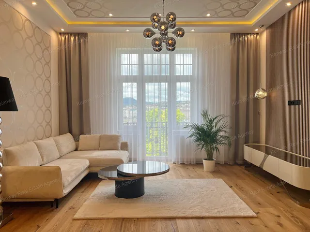 Eladó lakás Budapest V. kerület 71 nm