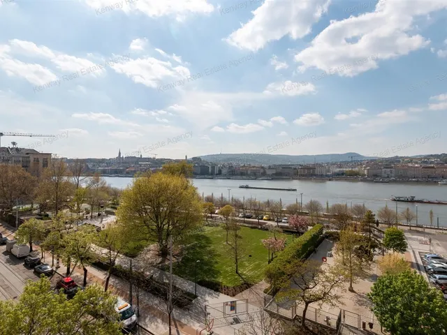 Kiadó lakás Budapest V. kerület 123 nm