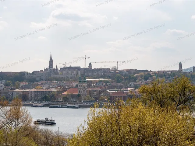 Kiadó lakás Budapest V. kerület 123 nm