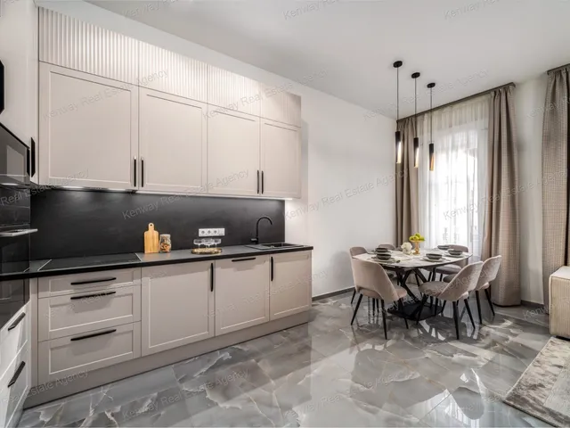 Eladó lakás Budapest V. kerület 91 nm