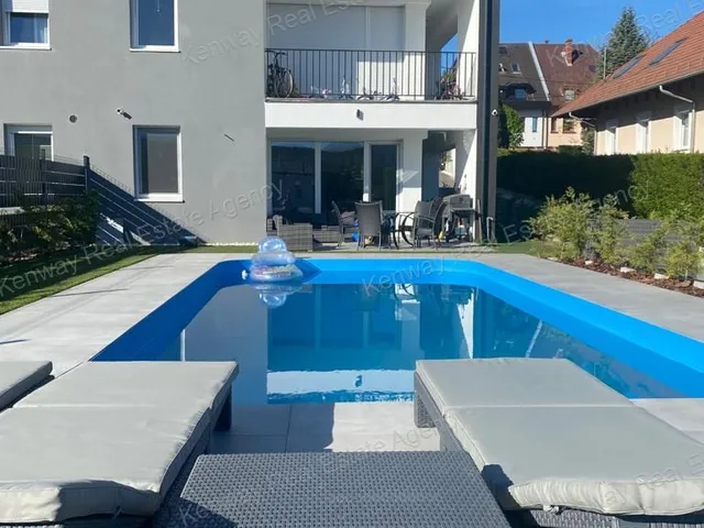 Eladó ház Budapest II. kerület 261 nm