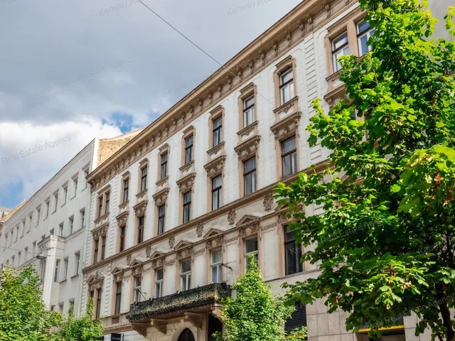 Eladó lakás Budapest V. kerület 85 nm