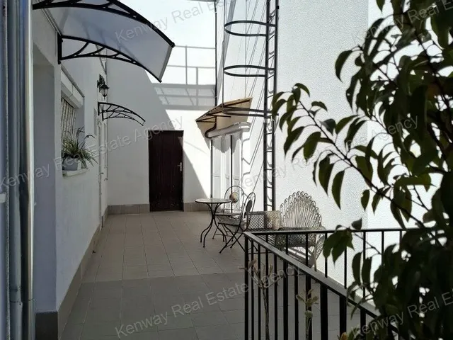 Eladó lakás Budapest V. kerület 140 nm