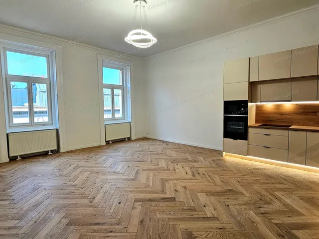 Eladó lakás Budapest V. kerület 85 nm