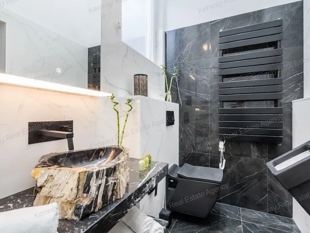 Eladó lakás Budapest VII. kerület 155 nm