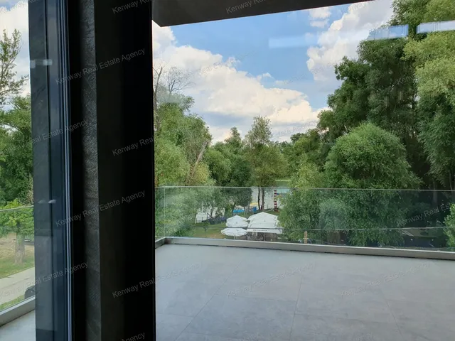 Eladó lakás Budapest III. kerület 150 nm