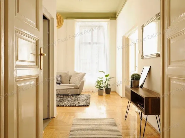 Eladó lakás Budapest V. kerület 118 nm