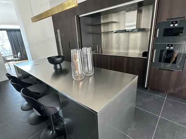 Kiadó lakás Budapest VI. kerület 300 nm