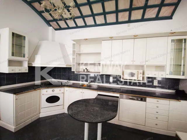 Eladó lakás Budapest V. kerület 136 nm