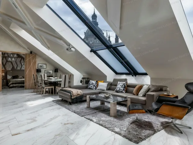 Eladó lakás Budapest VI. kerület 210 nm