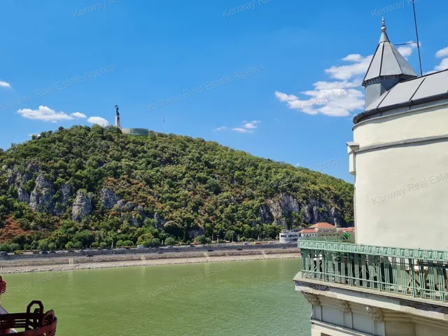 Eladó lakás Budapest V. kerület 155 nm