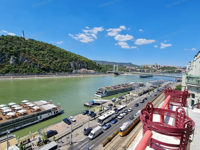 Eladó lakás Budapest V. kerület 155 nm