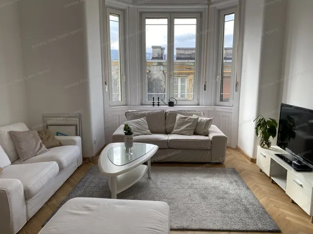 Eladó lakás Budapest II. kerület, Országút 101 nm