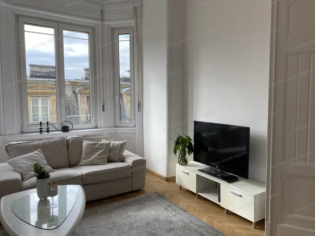 Eladó lakás Budapest II. kerület, Országút 101 nm