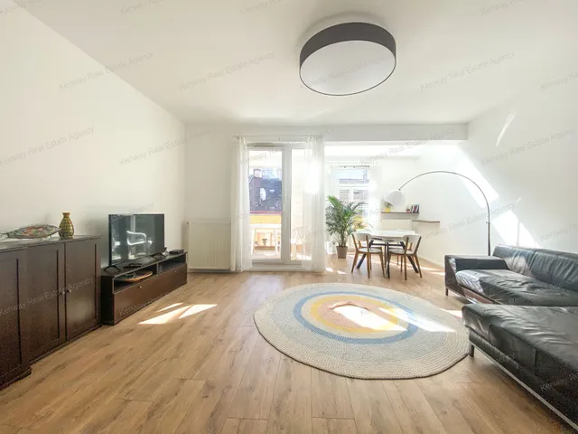 Eladó lakás Budapest VI. kerület 84 nm