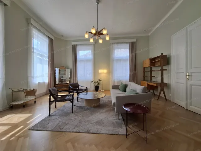 Eladó lakás Budapest V. kerület 147 nm