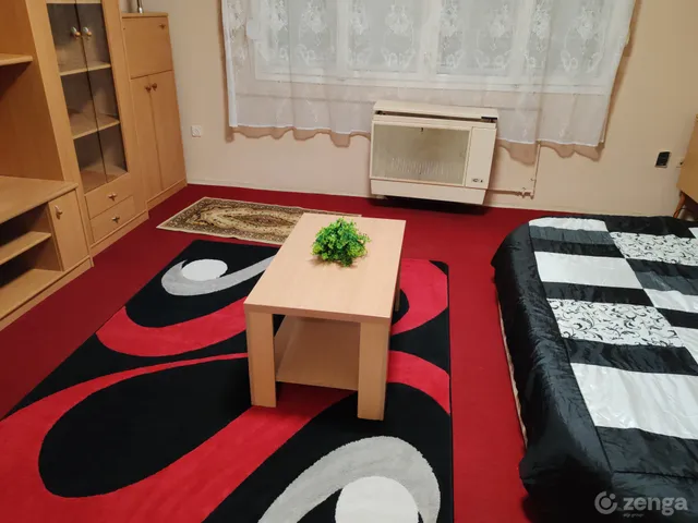 Kiadó lakás Szolnok, Belváros 30 nm